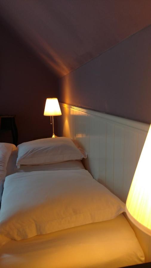 Bonbon Chambre D'Hotes Saint-Julien-de-Lampon Exterior foto